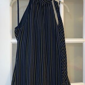 NWOT Banana Republic chain detail tank